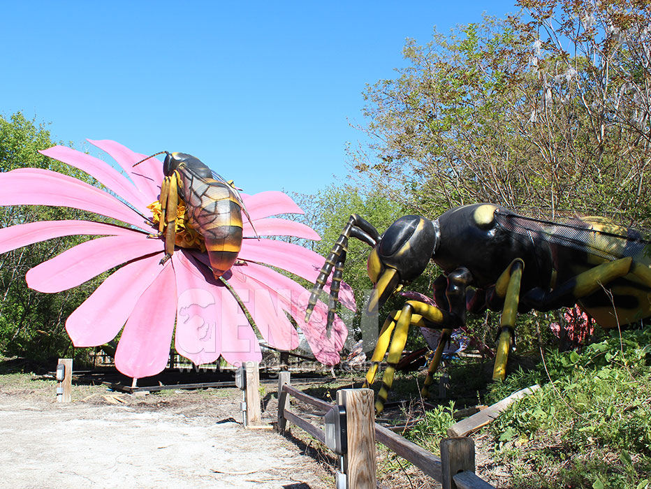 Animatronic Bee And Flower