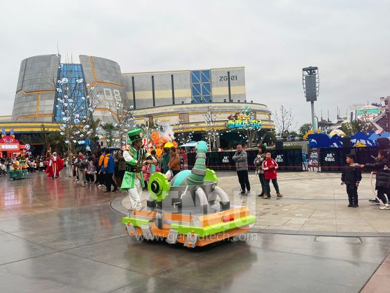 Mamenchisaurus Cruise Car
