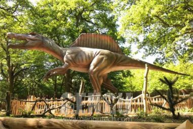 What Is the Largest Animatronic Dinosaur?