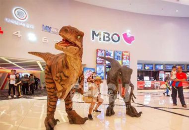 Dinosaur Costume vs. Inflatable Dinosaur: Which is Right for You?