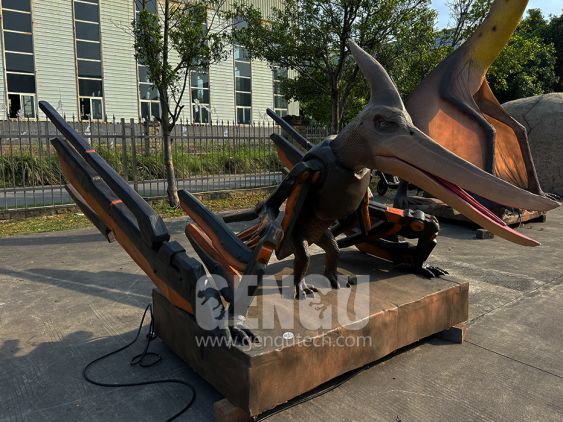 Mechanical pterosaur